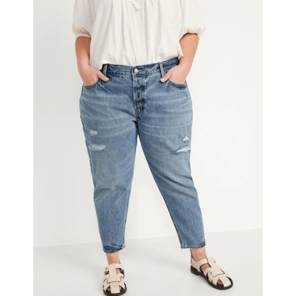Old Navy Mid-Rise Button-Fly Slouchy Taper Non-Stretch Ankle Jeans size 18 - Picture 1 of 13